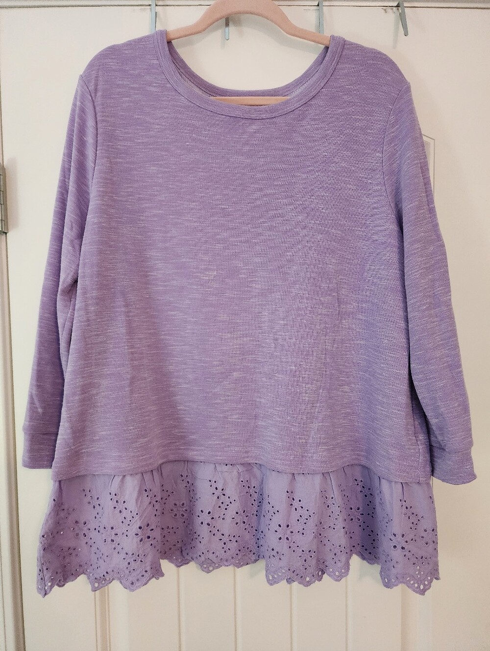 Skies Are Blue Lavender Crew Neck Top Ruffled Eyelet Hem XXL Stretchy Purple